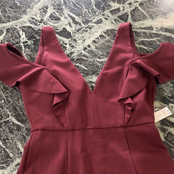 NWT Aqua Dresses Women's V Neck Cold Shoulder Mini Dress S Wine $128 - Picture 6 of 11